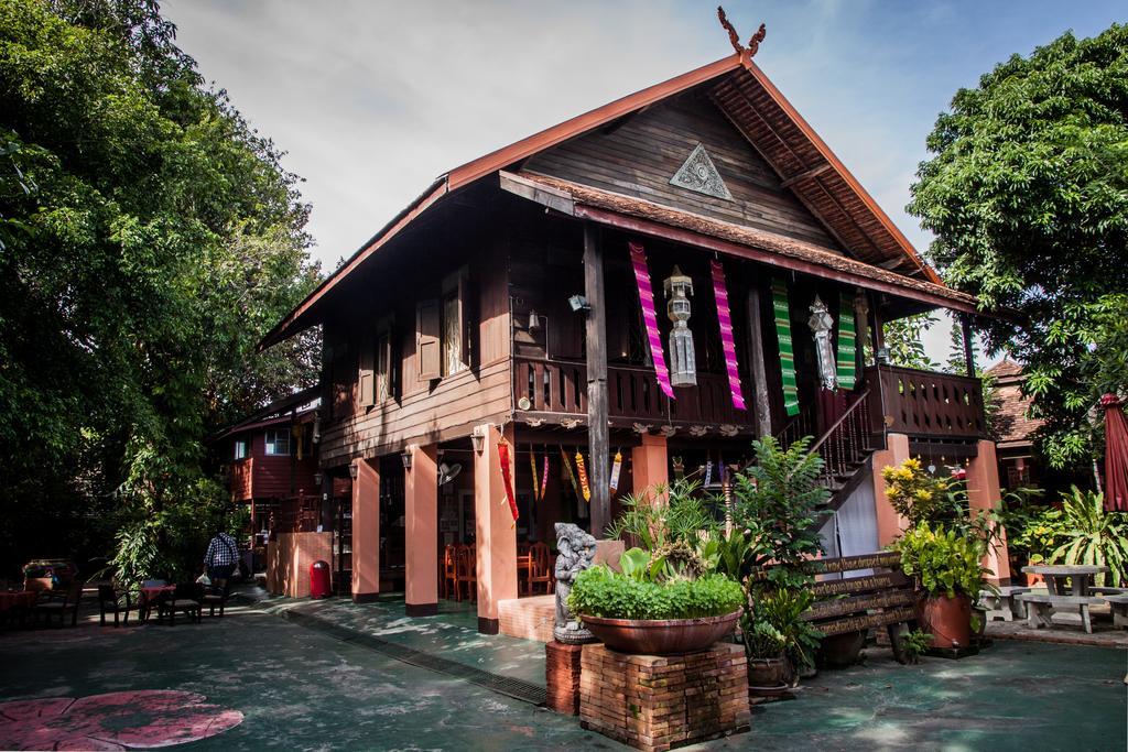 Joy'S House & Tour Bed & Breakfast Chiang Mai Exterior photo